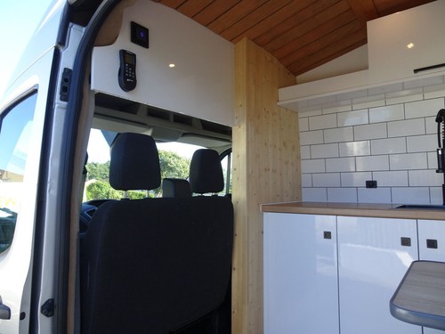 FORD TRANSIT 2015 L3H3 CAMPERVAN - Picture 12 of 24