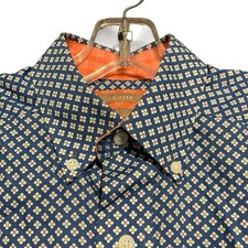 Ariat Wrinkle Free Men  s Fitted Floral Geometric Flip Cuff Button Down Shirt