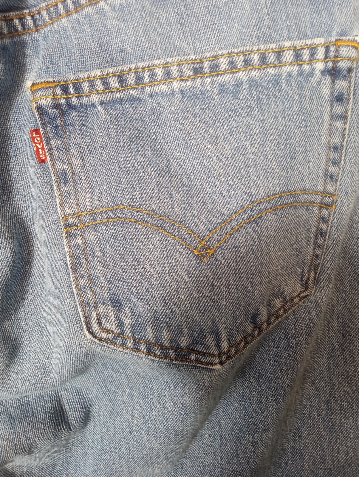 Levi's 505 Regular Fit Straight Leg Jeans, Men's 33x32, Blue Denim Light Wash image 5