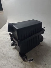 2007-2011 HYUNDAI ACCENT 1.6L AIR CLEANER FILTER BOX OEM, 28110-1G000