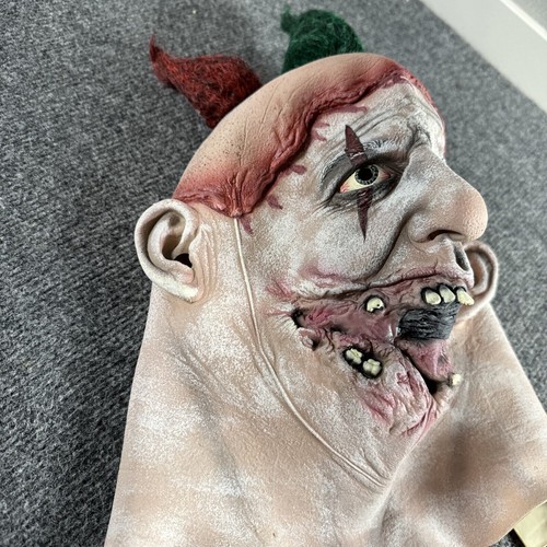 AMERICAN HORROR STORY - TWISTY THE CLOWN MASK 2014 - Bild 2 von 8