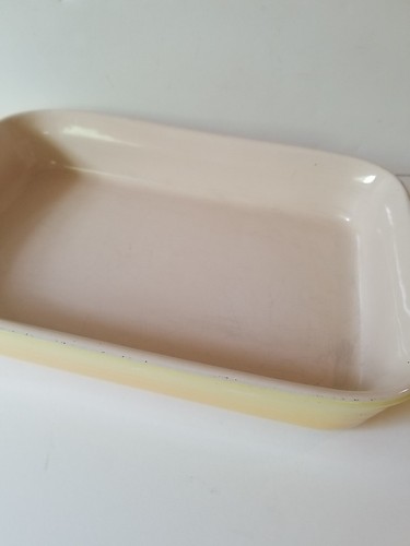 LE CREUSET 10"x 7" HERITAGE Stoneware Casserole Baking Dish 08-05 Yellow Enamel - Picture 3 of 7