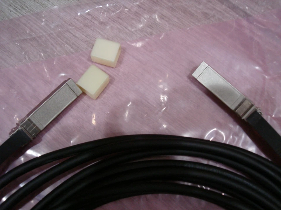 NEW FOXCONN SFP+ 2 PAIRS 24 AWG CABLE E208251 TYPE CL2 75'c 25' FEET - Image 4 of 4