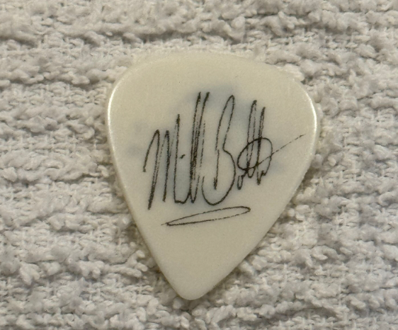 MICHAEL BOLTON SIGNATURE GUITAR PICK PERSONAL TOUR PLECTRUM CONCERT STAGE SHOW