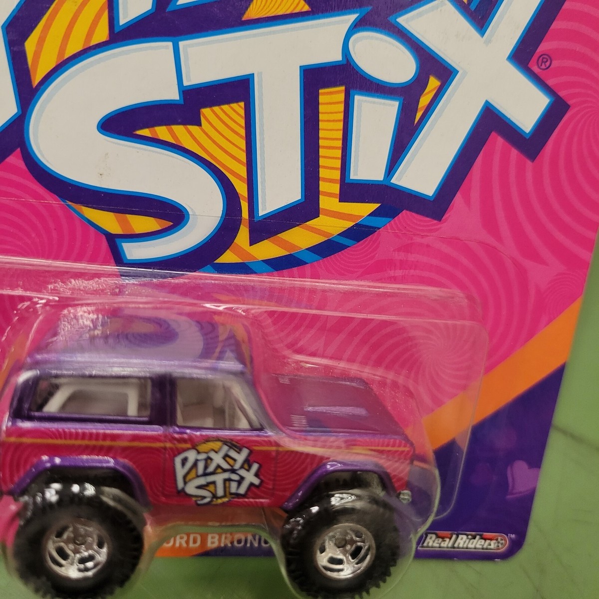 67 FORD BRONCO Pixy Stix - 2017 Hot Wheels Pop Culture NESTLE