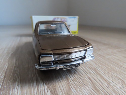 Vintage Dinky Toys Peugeot 504 Car Diecast Model (Boxed) Made in Spain - Picture 6 of 17