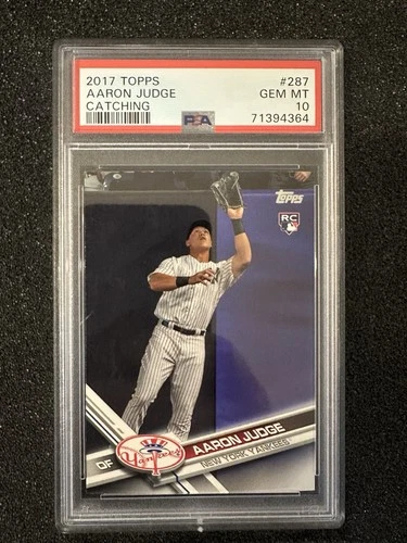 2017 TOPPS AARON JUDGE CATCHING RC #287 PSA 10 GEM MINT
