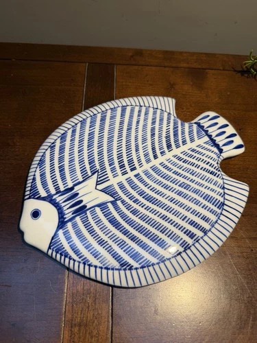 Vintage Blue & White Hand Painted Large Trivet  9.5” L 8” W. EUC. RARE HTF image 6