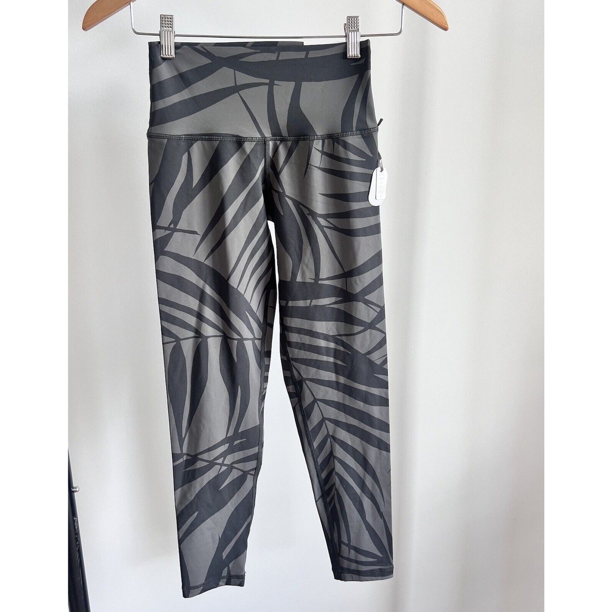 Aerie Chill Play Leggings Move Yoga Pants Womens Sz Small Brand - Main Image