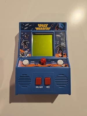 Space Invaders Handheld Video Game 2016 #09527 Taito Corporation NICE