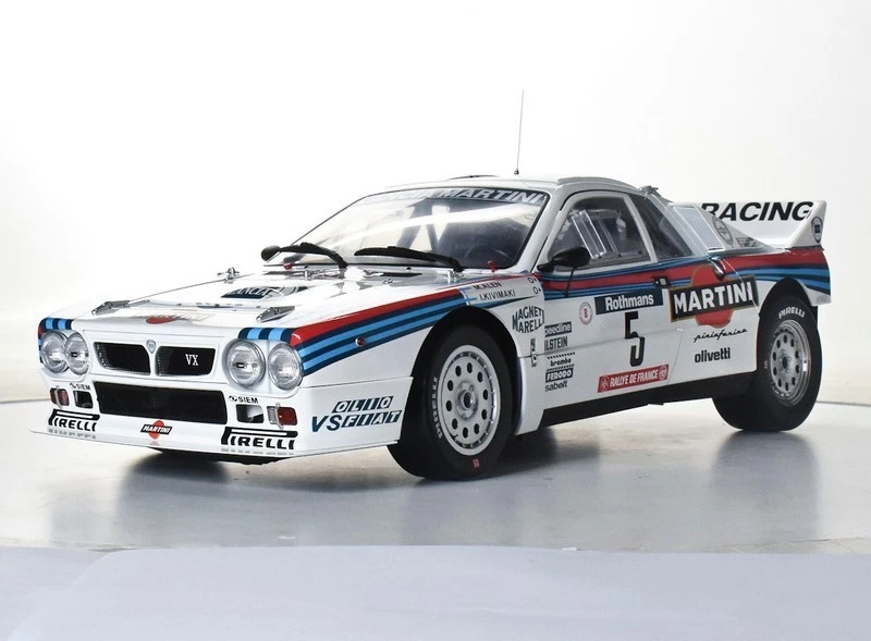 Ixo Kit Lancia 037 MARTINI #5 Alen winner Tour de Corse 1984 1/8 LAF1857 - Immagine 2 di 4