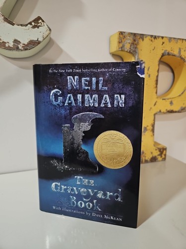Graveyard Book by Neil Gaiman Used Fiction Novel Hardcover Imperfect 