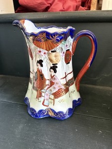 Kutani Antique Pitcher Tea Pot