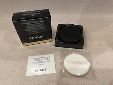 CHANEL VITALUMIÈRE GLOW Luminous Touch Foundation Hydaration and Comfort  Cushion SPF 15 - Reviews