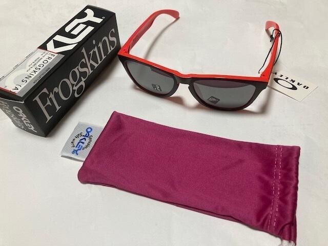 Oakley FROGSKINS(A) 9245-9054 50/50 Collection Sunglasses