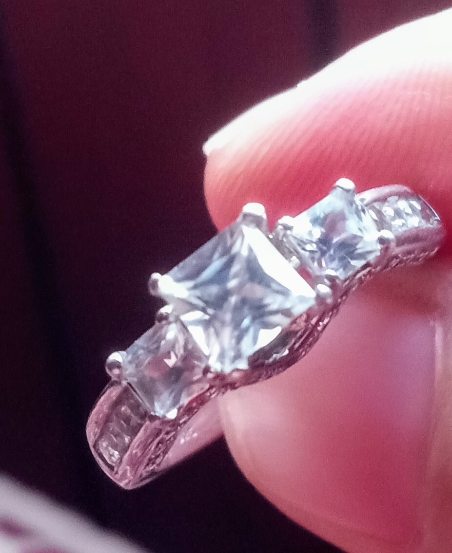 White Sapphire And White Zircon Sterling Silver Engagement Ring Size 8 Pre-owned