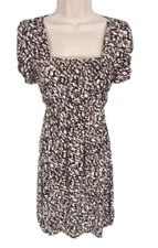 Get Laud Brown Printed Square Neck Short Sleeve Above Knee Smocked Dress Size S