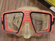 US Divers Aqua Lung Hawaii 2 Scuba Diving Snorkeling Mask Pink