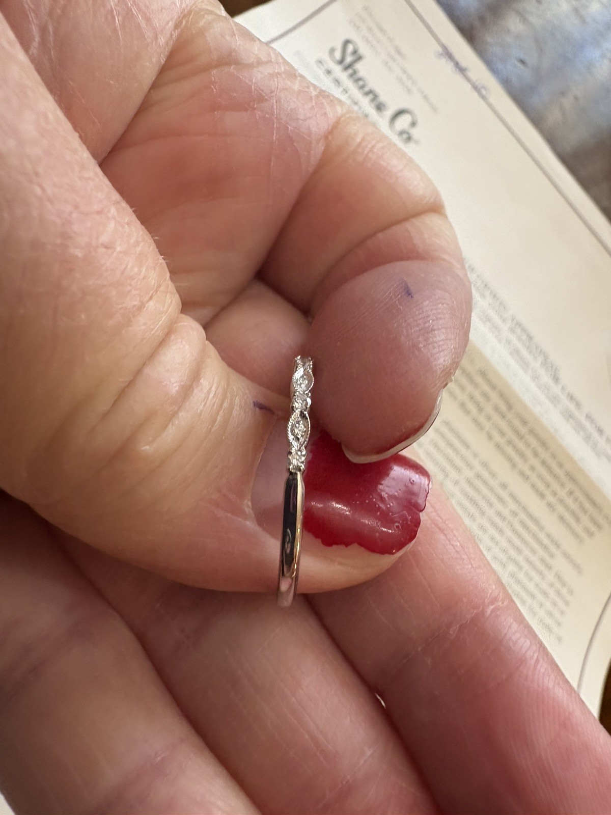 как выглядит Diamond Wedding Band With Alternating Design In 14 Karat White Gold фото