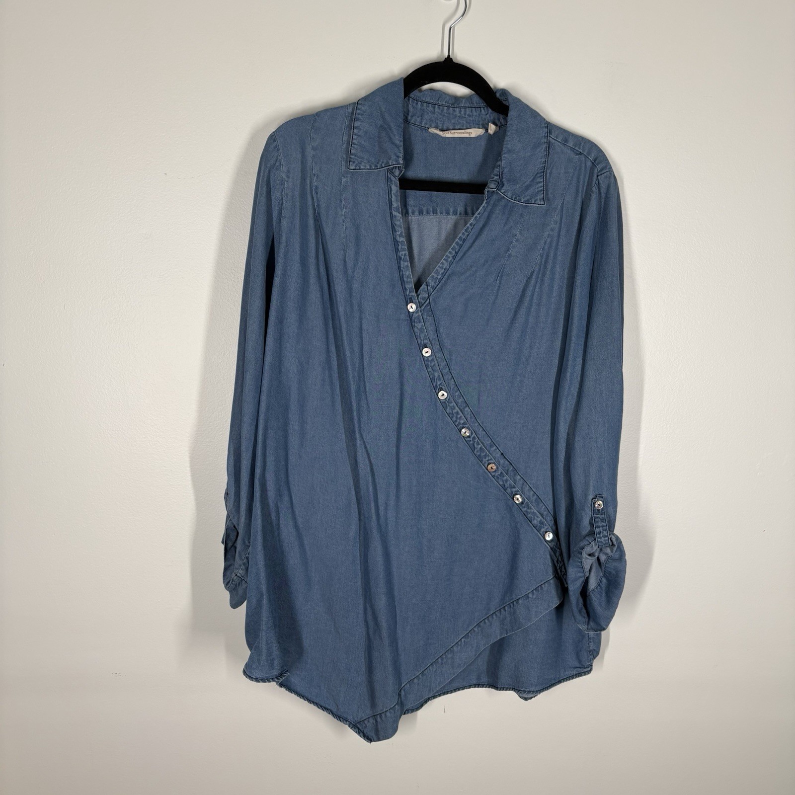 Soft Surroundings Women 1X Blue Chambray Asymmetrical Washed Tencel Tunic Top