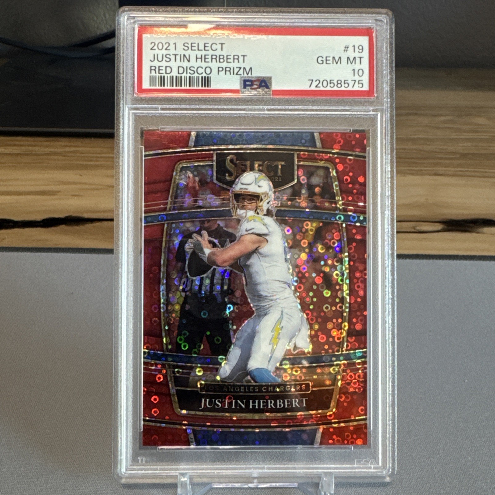 2021 Panini Select Football Concourse Red Disco 03/49 Justin Herbert PSA 10