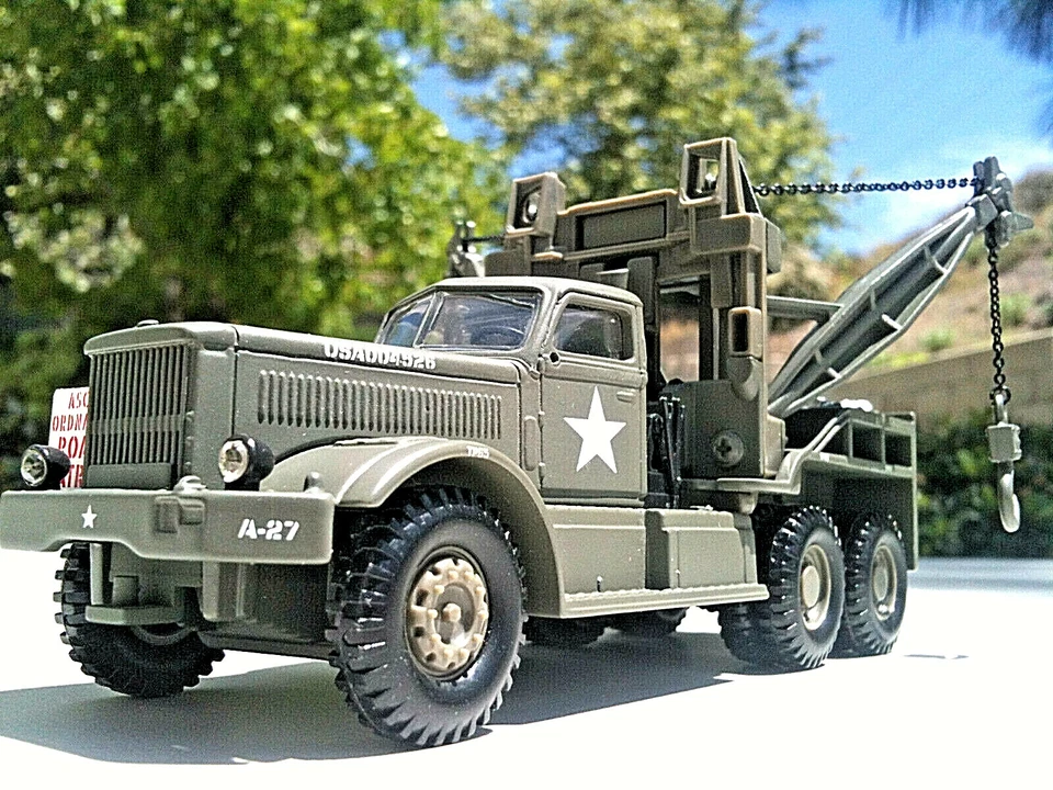 Corgi Diamond T Wrecker US Army Military Red Ball Express Supply Route 1:50 - Image 2 of 4