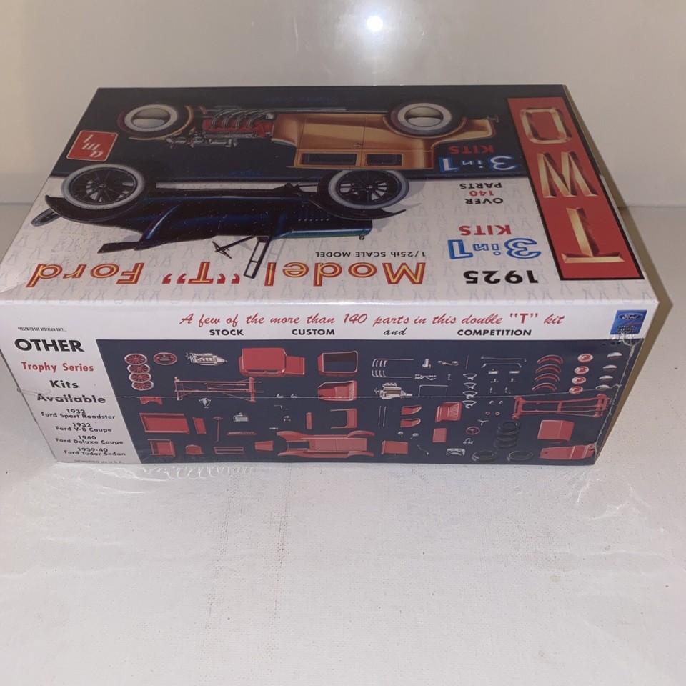 AMT ERTL 1925 MODEL T FORD 3 In 1 1/25 Scale Model Kit 626 UNBUILT 2010 ...