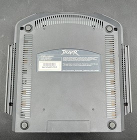 ATARI JAGUAR CONSOLE BUNDLE W/ 4 CONTROLLERS & WOLFENSTEIN 3D (MVP036005)