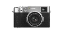 Fujifilm X100 Digital Camera -100 Working w Battery Charger