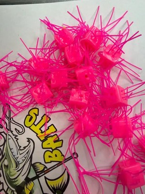 Fuzzy Dice Bubble Gum with Pink wigglers/Rattles Bin 17