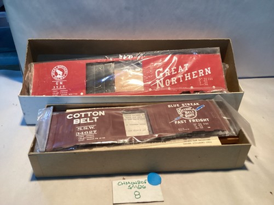 #ad Athearn O Scale Great Northern #3525 Cotton Belt #34627 boxcar kits 2 rail $39.99