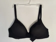 UNIQLO 34/36 A AA B Wireless Bra Black Lace T-shirt Lightly Lined Lift