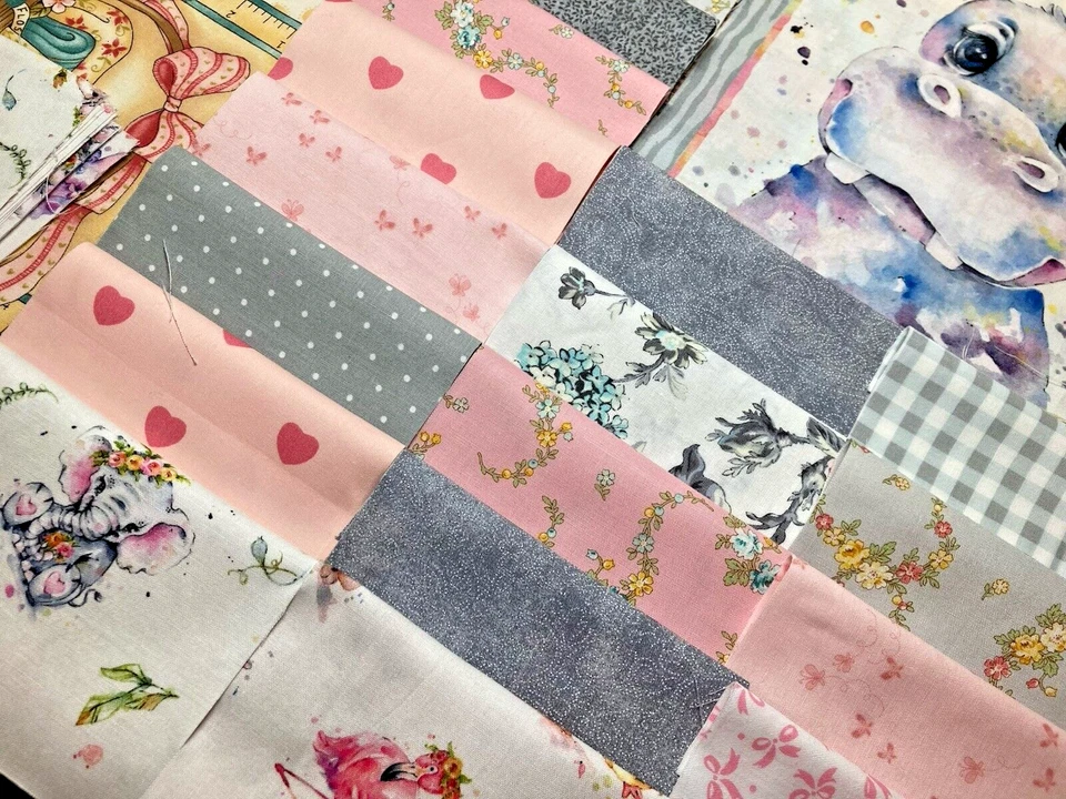 Piccoli cari 5". KIT TRAPUNTA PRETAGLIATA - tonnellate di ROSA e Grigio - Immagine 4 di 4