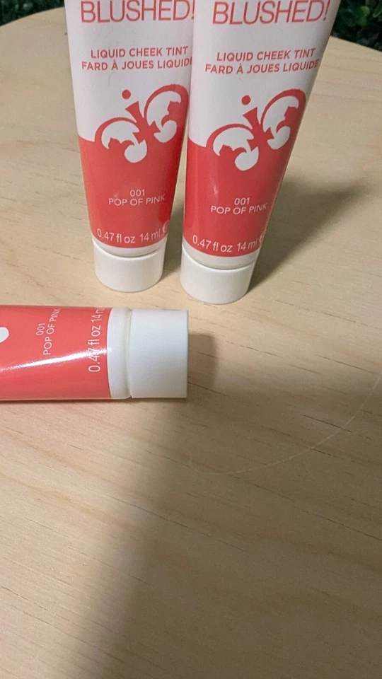 3x Tinte líquido para mejillas Rimmel London Stay Blushed, Pop Of Pink 001 Foto 3 de 4