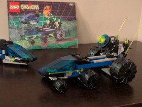 Vintage (1995) LEGO Space Unitron set 1787 Crater Cruiser - RARE