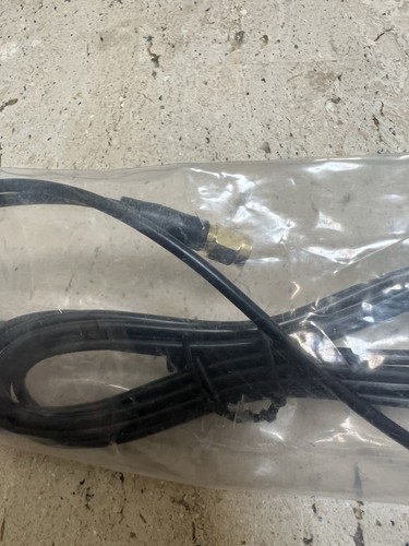 Wilson Electronics Dual-Band Magnet-Mount Antenna - Black (311125) - Photo 4 sur 4