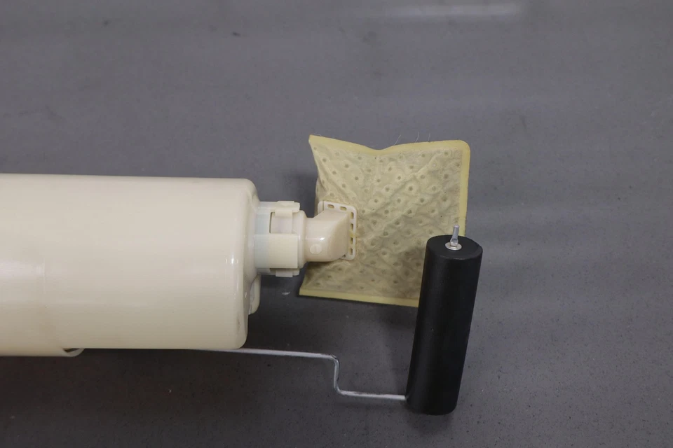 1999 Plymouth Chrysler Prowler OEM Gasoline Fuel Pump - Image 3 of 4