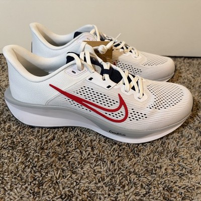 Nike Quest 6 men's road running shoe in the White/Obsidian/Wolf Grey Size 10.5