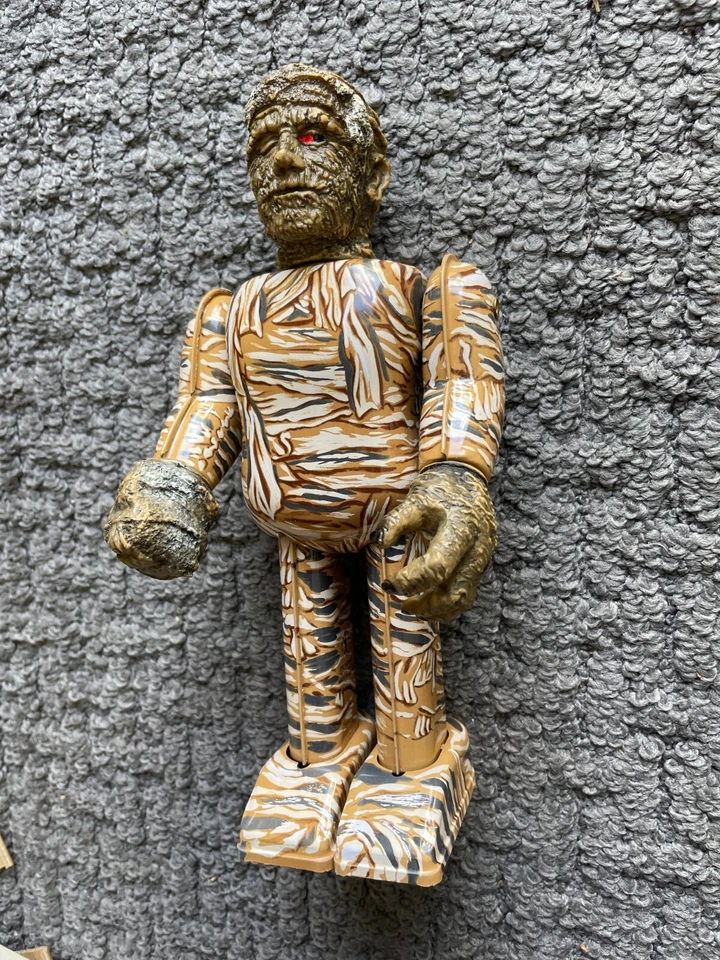 Universal Monsters THE MUMMY Tin Windup & Digital Watch 2-Piece Lot MIB - Image 3 of 4