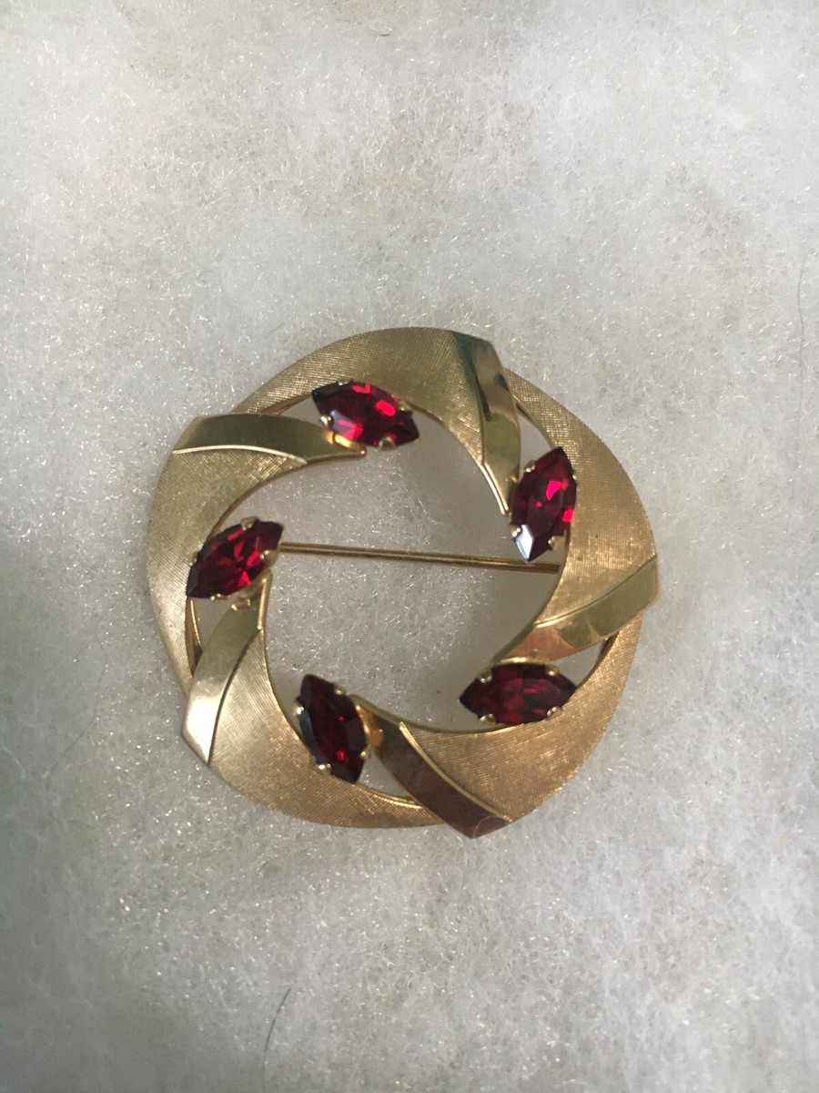 Gold Tone Lot W/Necklace, Bracelet, 2 Pr Earrings Brooch, Ring & Bonus Choker View 5