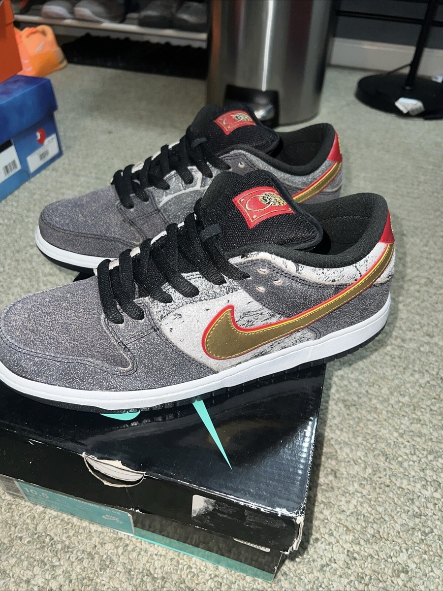 Size 10.5 - Nike Dunk Premium SB QS Low Beijing Brand New