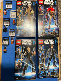 4 Lego Star Wars buildable figures and 5 keychains lot.