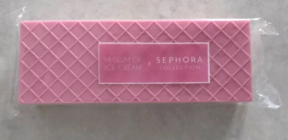 Paleta facial Sephora X Museum of Ice Cream Sugar Wafer edición limitada nueva Foto 4 de 4