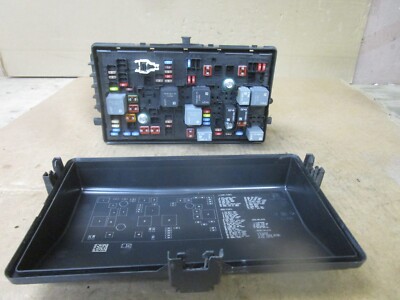 13 2013 Chevy Malibu Engine Fuse Box Relay Junction Block Panel 22892003 RL