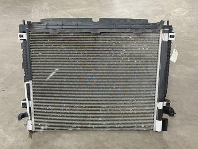  2018-2024 BUICK ENCLAVE 3.6L V6 RADIATOR COOLING CLIP FAN ASSY 193K OEM LOT2693