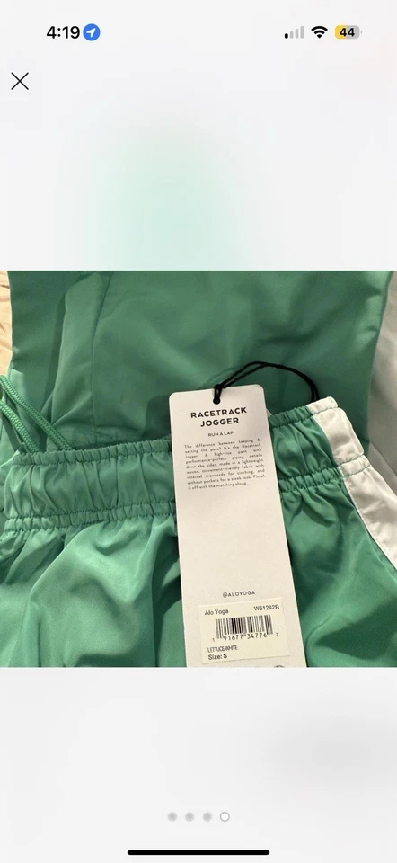 Pantalón de chándal Alo nuevo con etiquetas verde y blanco talla pequeña en lechuga y blanco Foto 4 de 4