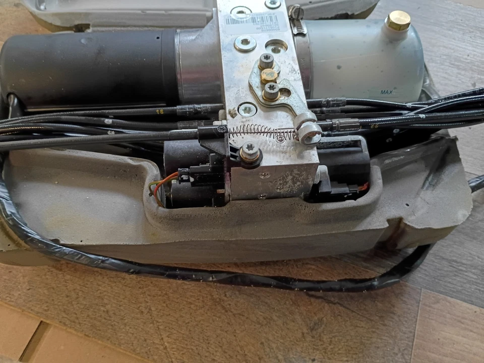 Unidad de bomba hidráulica convertible Volvo C70 2006-13 09466628  Foto 4 de 4