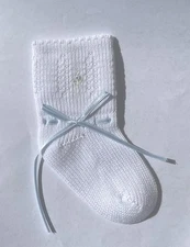 NWT Will'Beth White Blue Knit Ribbon Socks Booties Baby Girls Newborn 0 3 Months