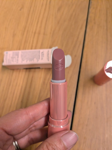 2020 Friends x Revolution Rachel Lipstick Soft Mauve 3.5g 0.12oz BNIB Limited Ed - Picture 13 of 17