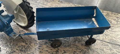 1969 Ertl Ford Model 4000 Vintage Toy Tractor & Farm Equipment 1/12 Scale - Picture 9 of 10